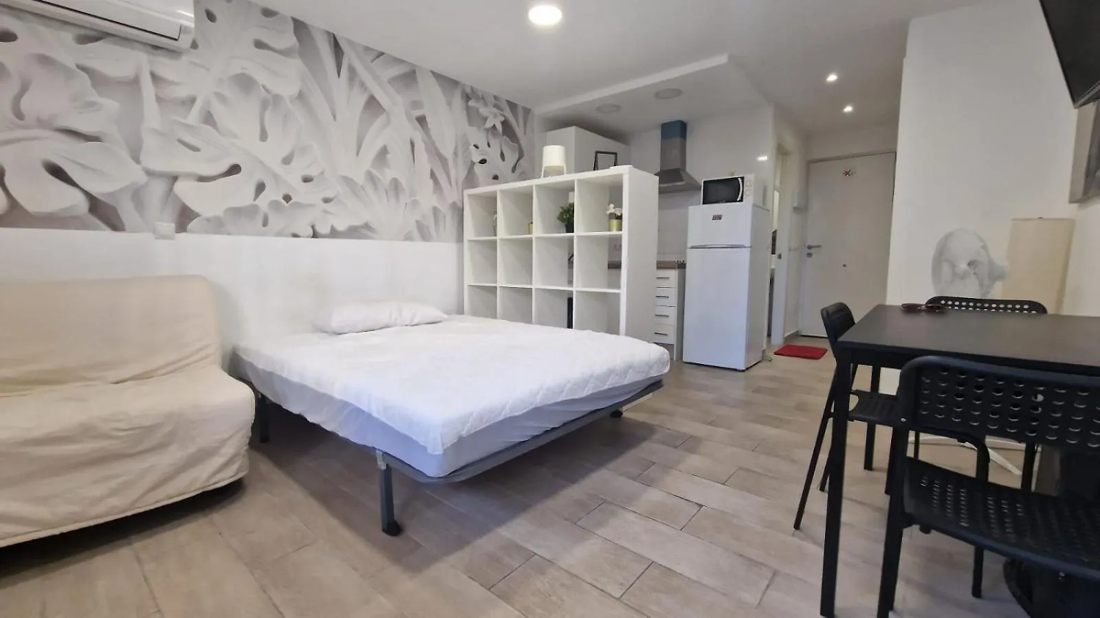 Apart And Studios Benalmadena Beach Spain